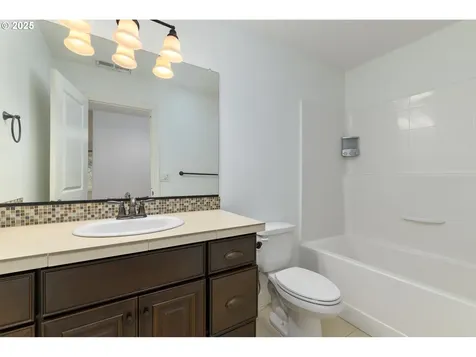 18706 Bryant Road Lake Oswego OR 97034