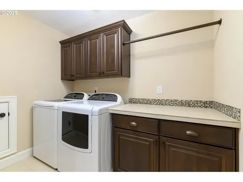 18706 Bryant Road Lake Oswego OR 97034