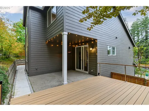 18706 Bryant Road Lake Oswego OR 97034