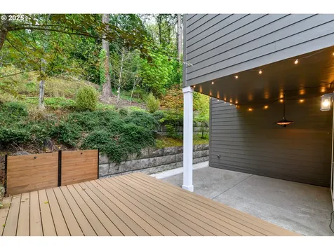 18706 Bryant Road Lake Oswego OR 97034