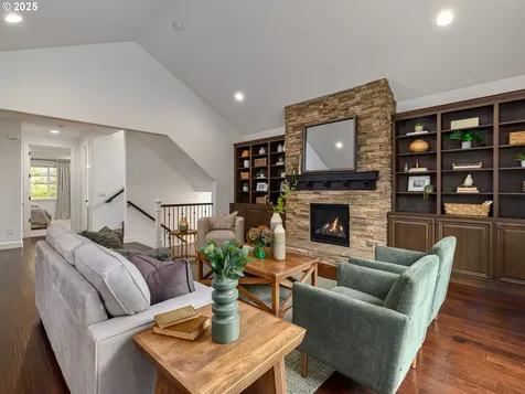 18706 Bryant Road Lake Oswego OR 97034