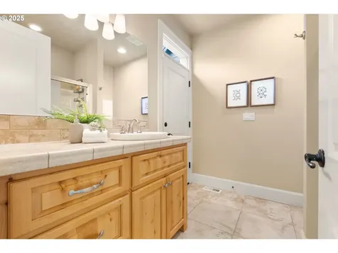 11064 SE Scotts Summit Court Happy Valley OR 97086