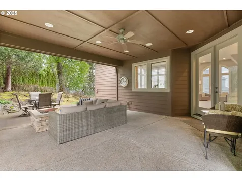 11064 SE Scotts Summit Court Happy Valley OR 97086