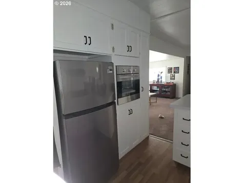 16901 SE Division Street Portland OR 97236