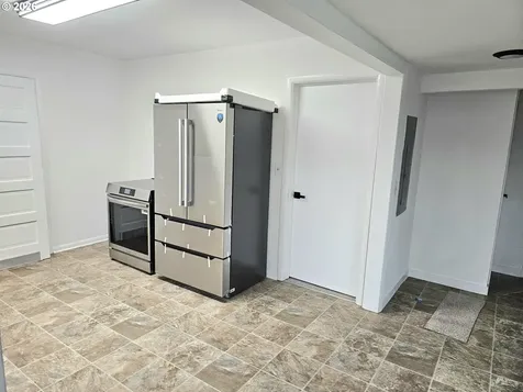 365 Bryan Street Woodburn OR 97071
