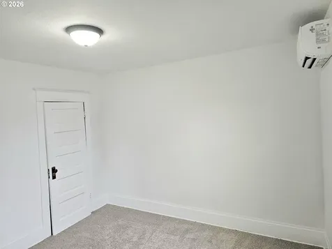 365 Bryan Street Woodburn OR 97071