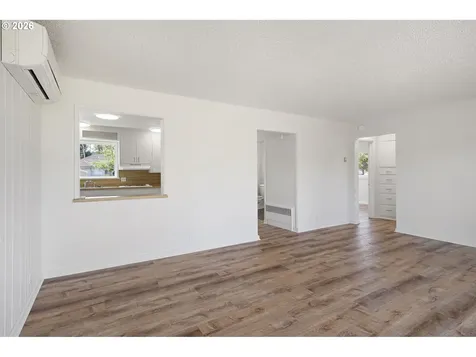 818 S 1st Street Cottage Grove OR 97424