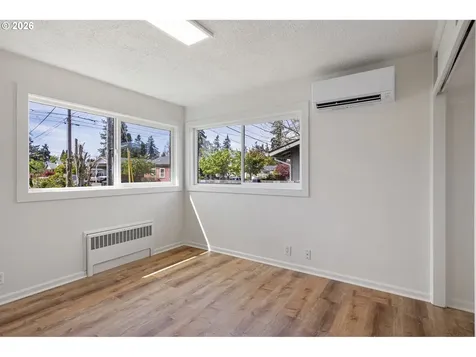 818 S 1st Street Cottage Grove OR 97424