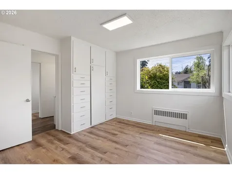 818 S 1st Street Cottage Grove OR 97424