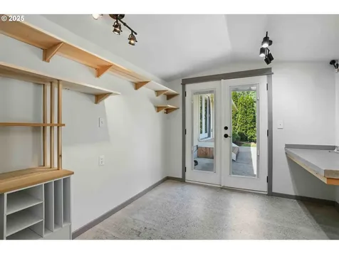 424 SE Barnes Avenue Gresham OR 97080