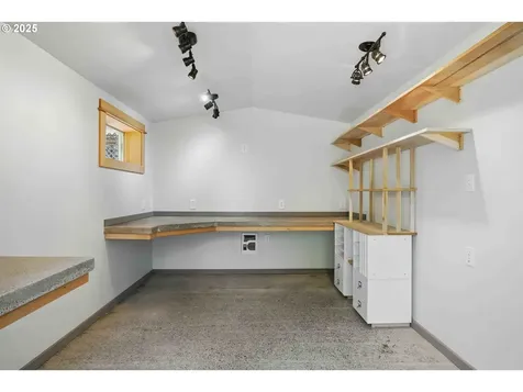424 SE Barnes Avenue Gresham OR 97080