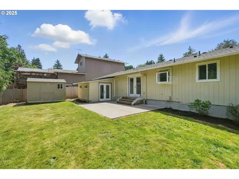 424 SE Barnes Avenue Gresham OR 97080