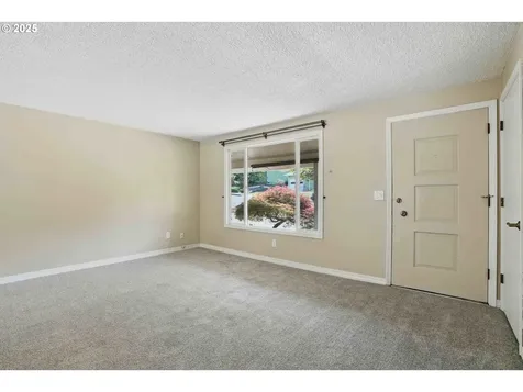 424 SE Barnes Avenue Gresham OR 97080