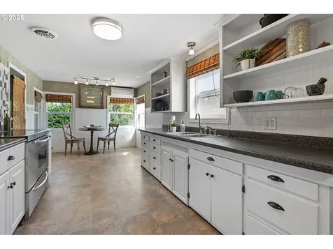 4809 NE 51st Street Vancouver WA 98661