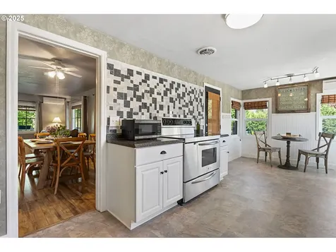 4809 NE 51st Street Vancouver WA 98661