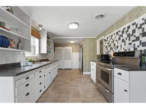 4809 NE 51st Street Vancouver WA 98661