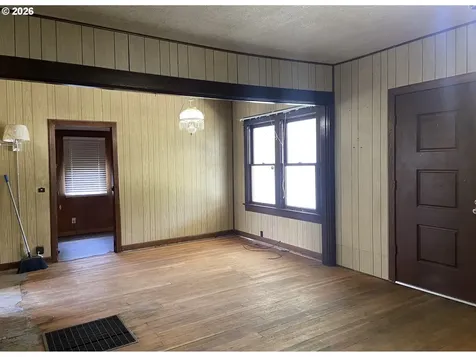 291 Cooper Avenue Underwood WA 98651