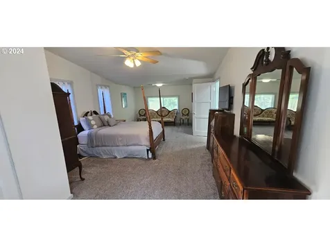 11354 Highway 36 Mapleton OR 97453