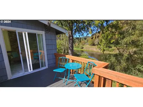 11354 Highway 36 Mapleton OR 97453