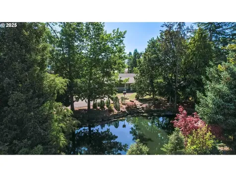 301 S Cole Avenue Molalla OR 97038