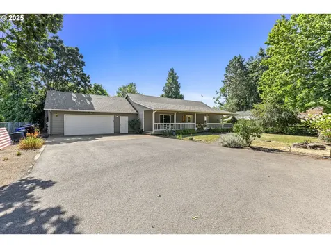 301 S Cole Avenue Molalla OR 97038