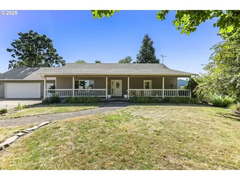 301 S Cole Avenue Molalla OR 97038