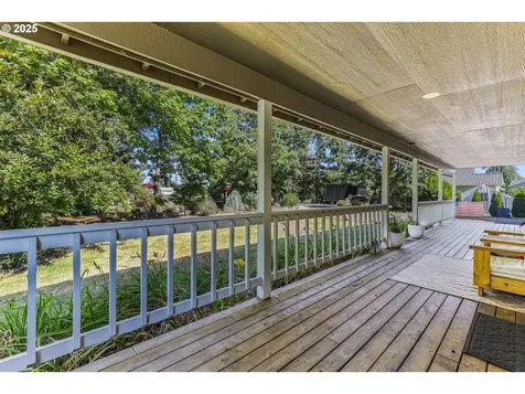 301 S Cole Avenue Molalla OR 97038