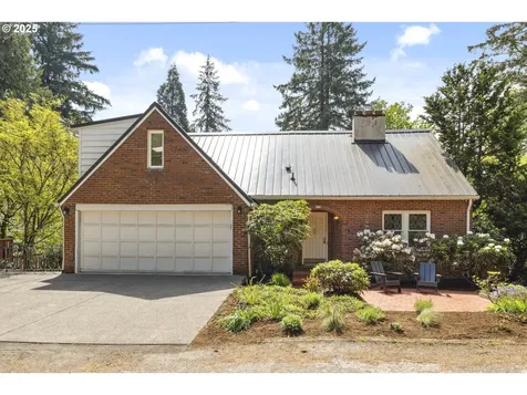 832 SW Westwood Drive Portland OR 97239