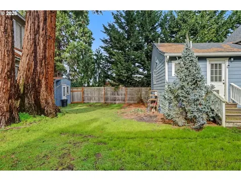 213 Mill Street Silverton OR 97381