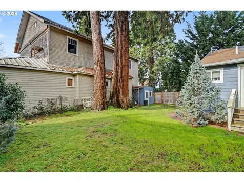 213 Mill Street Silverton OR 97381