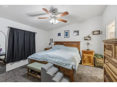 6107 Nonpareil Road Sutherlin OR 97479