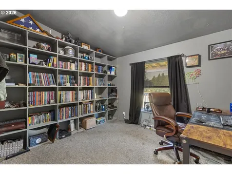 6107 Nonpareil Road Sutherlin OR 97479