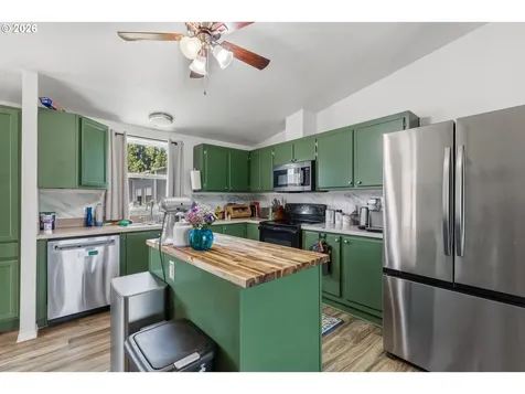 6107 Nonpareil Road Sutherlin OR 97479
