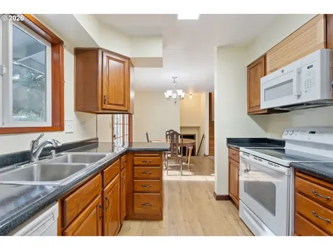 15260 NE Couch Court Portland OR 97230