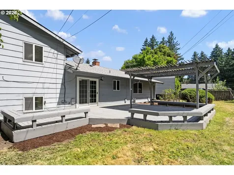 15260 NE Couch Court Portland OR 97230