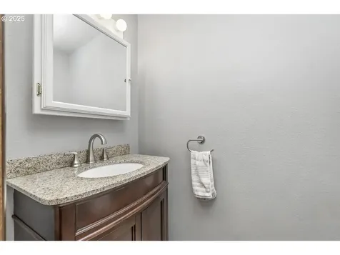13675 SW Chariot Court Beaverton OR 97008