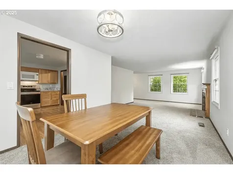 13675 SW Chariot Court Beaverton OR 97008