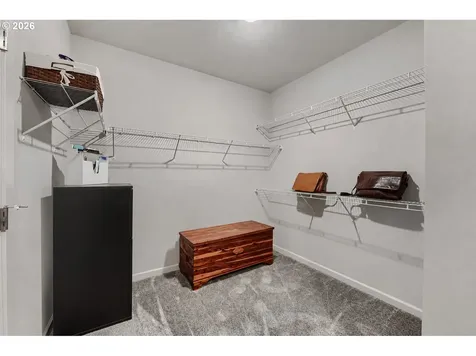 1886 N Hyssop Street Canby OR 97013