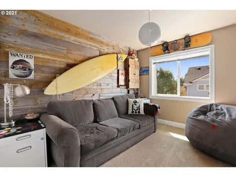 19033 Village Boulevard Sandy OR 97055
