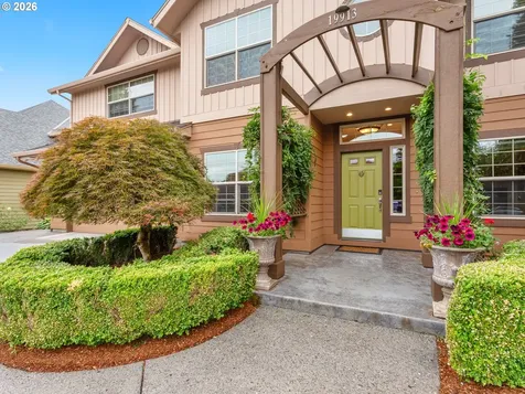 19913 SE 8th Way Camas WA 98607