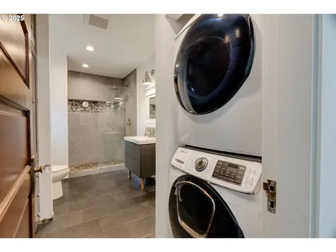 1734 SE 43rd Avenue Portland OR 97215
