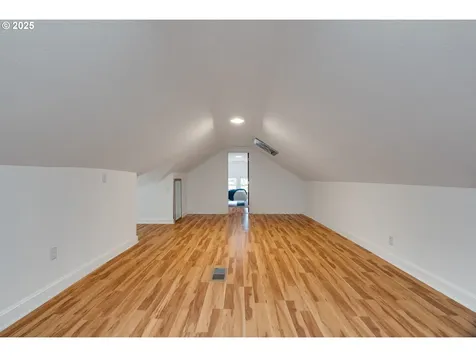 1734 SE 43rd Avenue Portland OR 97215