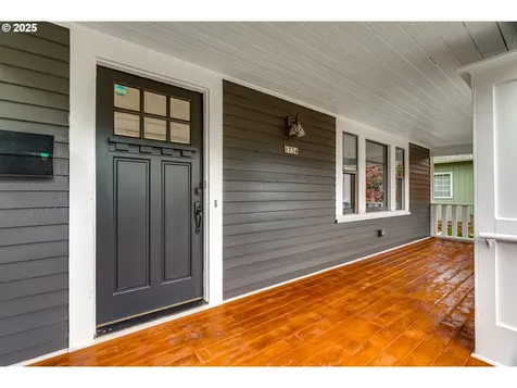 1734 SE 43rd Avenue Portland OR 97215
