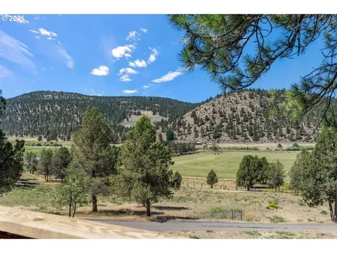 4800 NE Mill Creek Road Prineville OR 97754