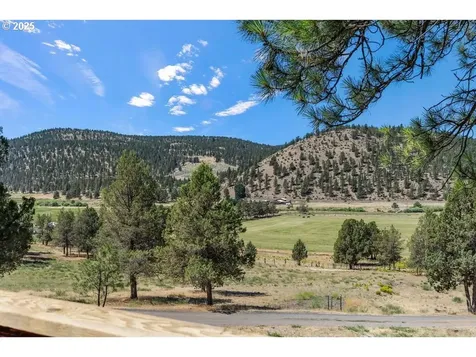 4800 NE Mill Creek Road Prineville OR 97754