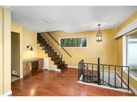 2604 SW Buckingham Avenue Portland OR 97201