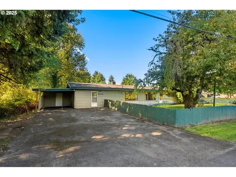 10345 NE 13th Avenue Portland OR 97211
