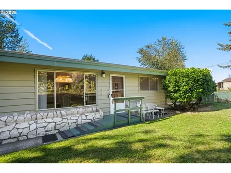 10345 NE 13th Avenue Portland OR 97211