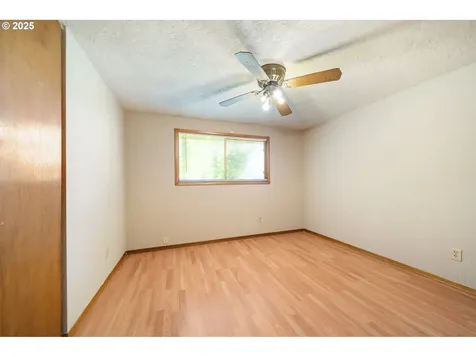 10345 NE 13th Avenue Portland OR 97211