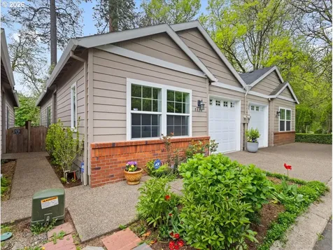 8830 SW Maple Court Portland OR 97223